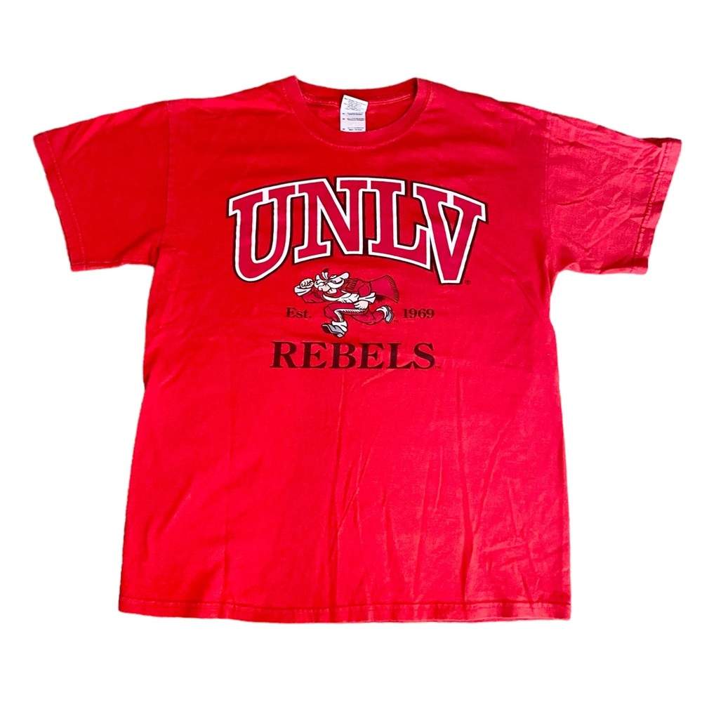 UNLV T-Shirt, Size Medium